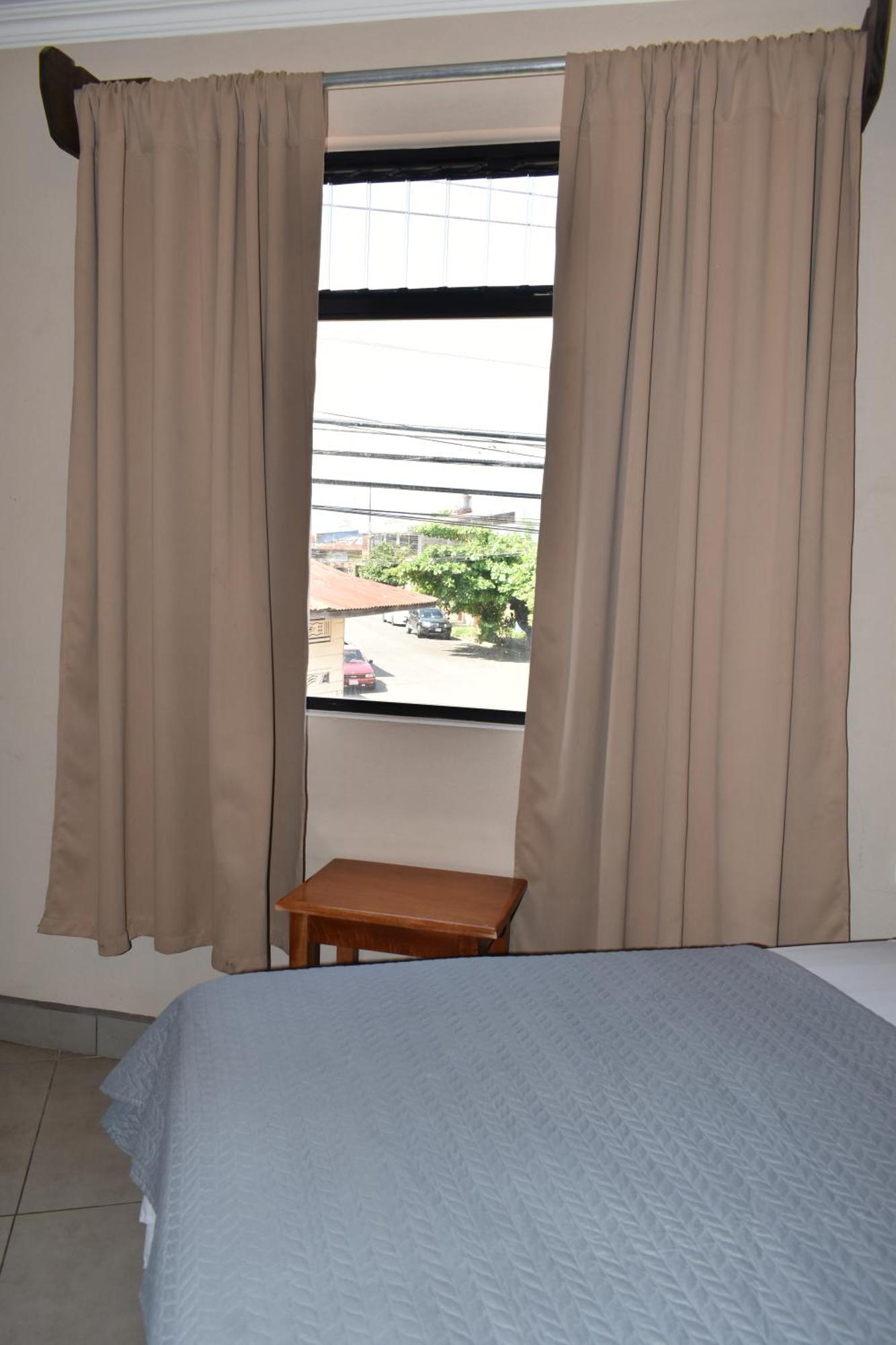 Hotel Cabinas Midey Puntarenas Dış mekan fotoğraf