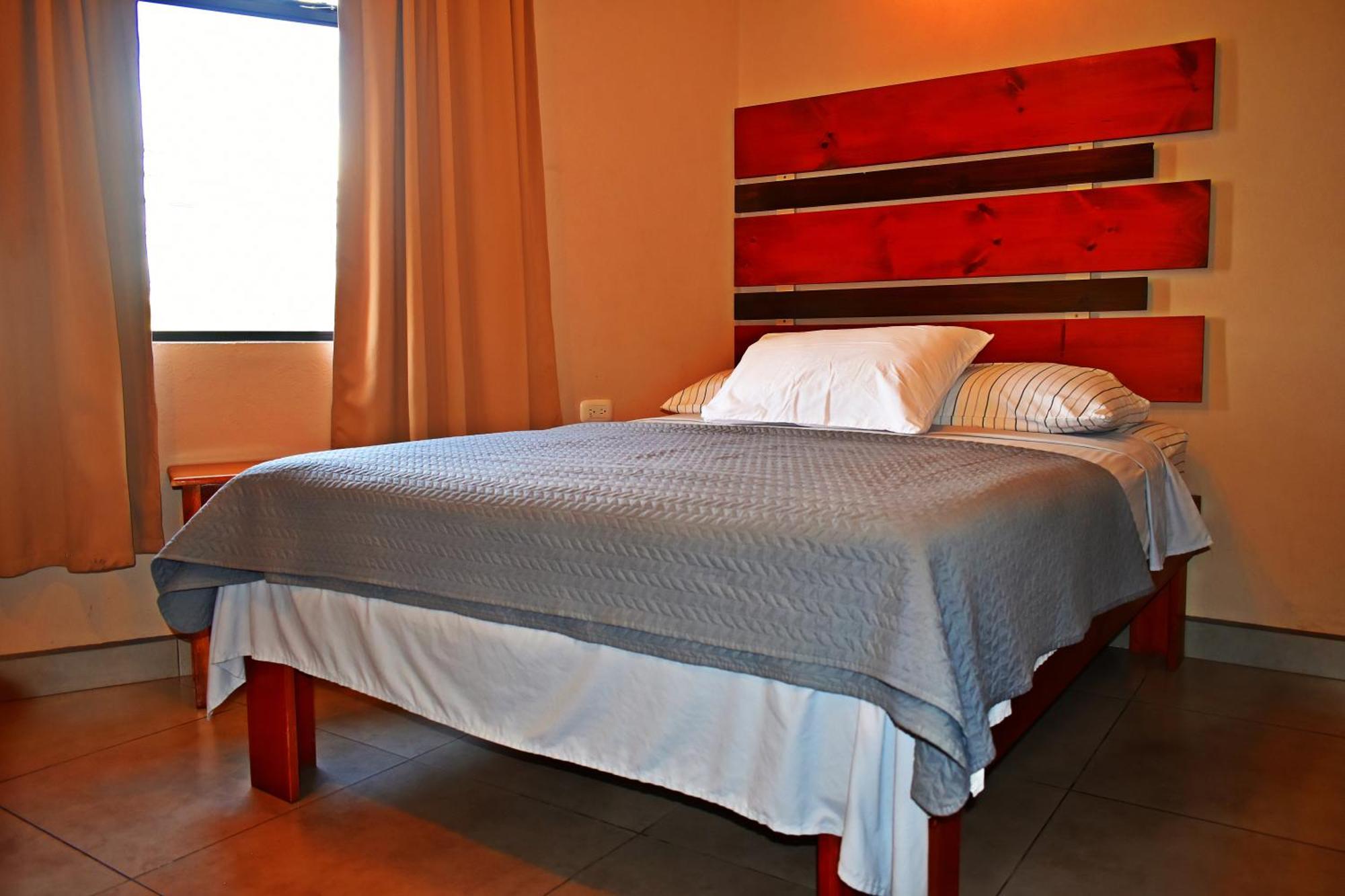 Hotel Cabinas Midey Puntarenas Dış mekan fotoğraf
